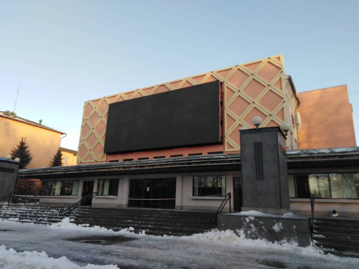 Исторический фасад станет единственным, что будет напоминать о прошлом здания кинотеатра.