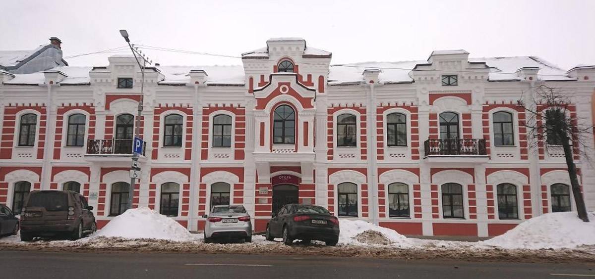 В самом начале ХХ века  большую часть дома арендовало Новгородское отделение Крестьянского поземельного банка.
