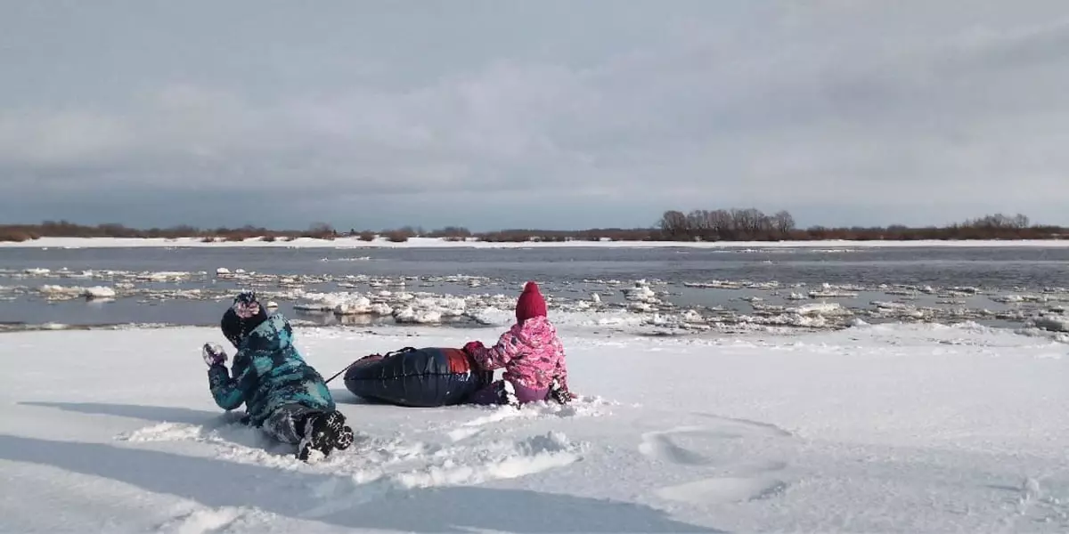 Запрет выезда на лёд водных объектов действует на всей территории Новгородской области