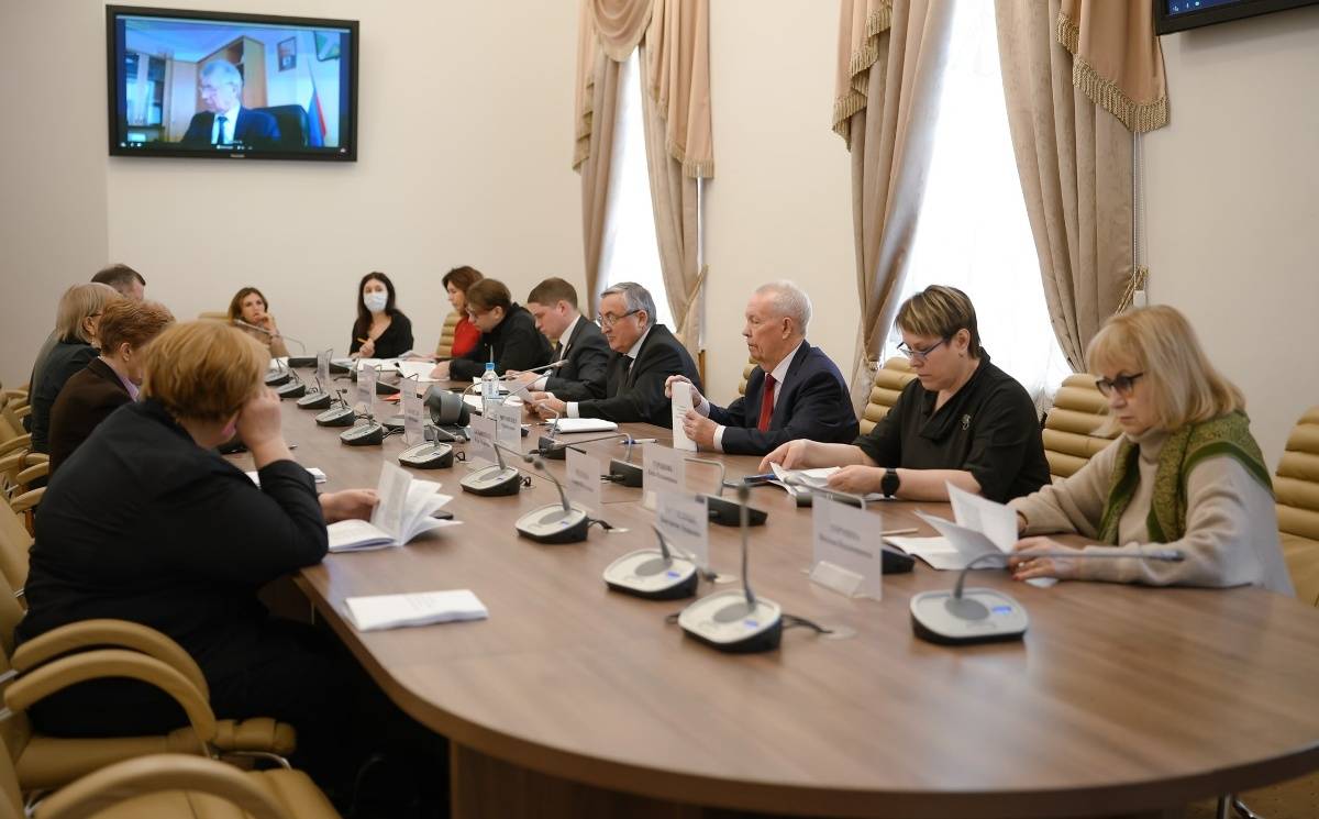 Кандидатуры новгородцев подержал совет по занесению в областную Книгу почёта.