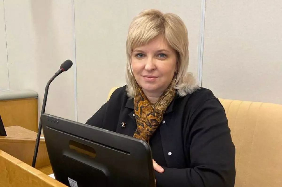 Елена Цунаева напомнила, что доходы бюджета Новгородской области выросли в два раза с 2017 года и составили 70 млрд рублей.