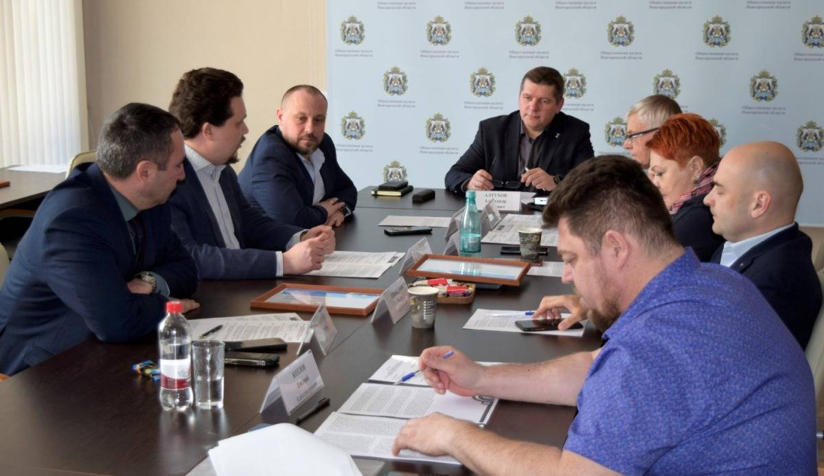 В Великом Новгороде обсудили роль общественных палат в контроле за выборами