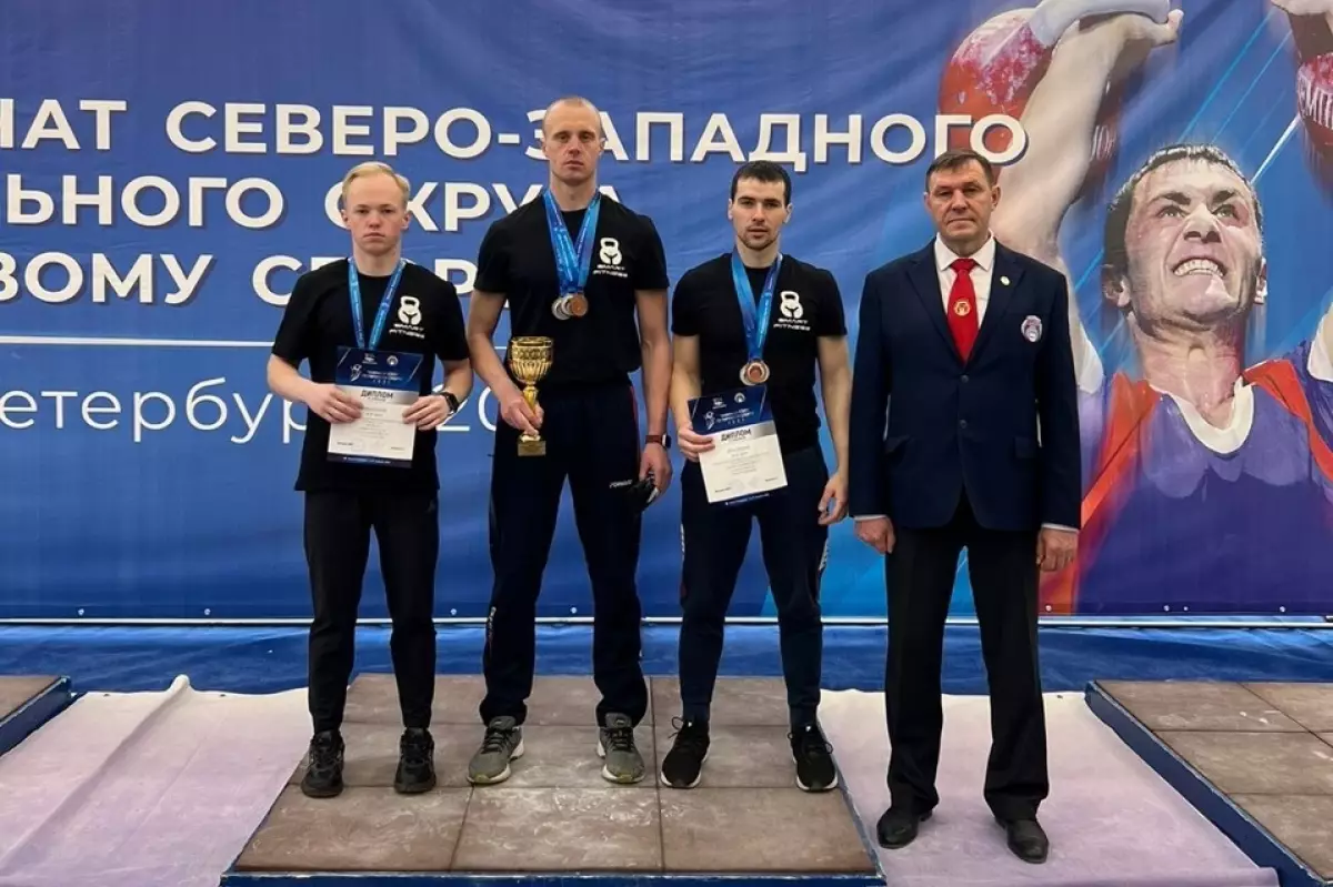 Новгородцы стали бронзовыми призёрами в командной эстафете.