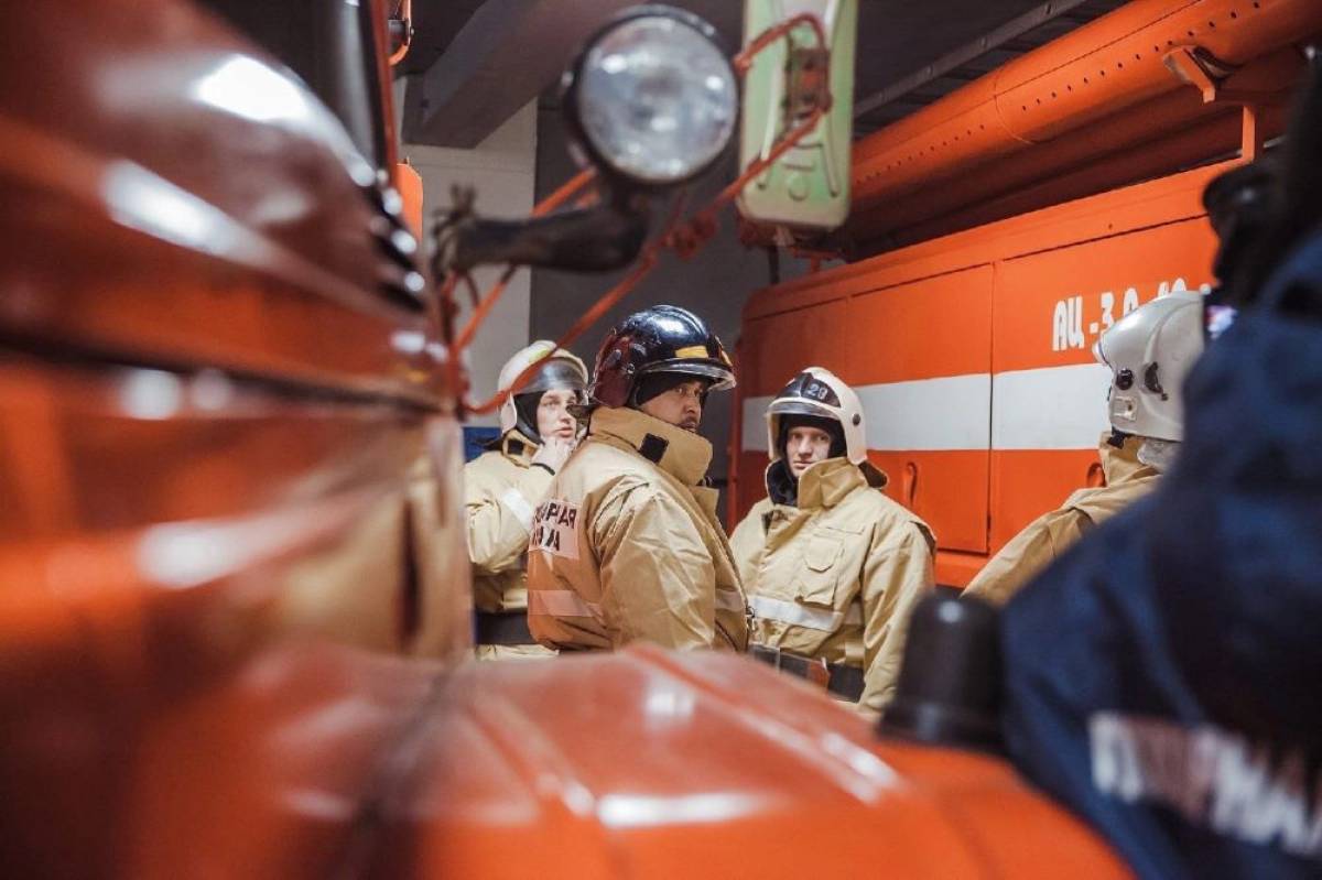 Сегодня пожарная охрана России отмечает 374-ю годовщину со дня образования.