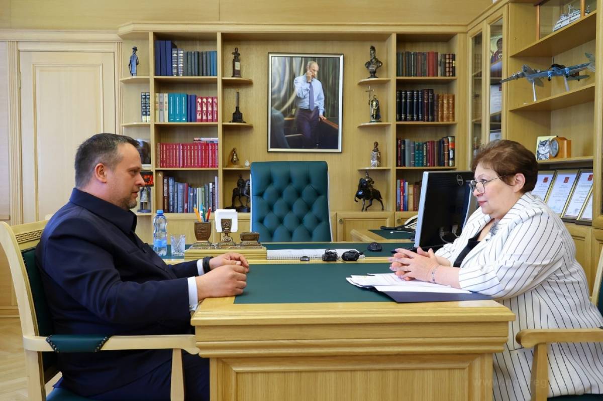 Губернатор поблагодарил Татьяну Лебедеву за хорошую организацию работы по подготовке к выборам.