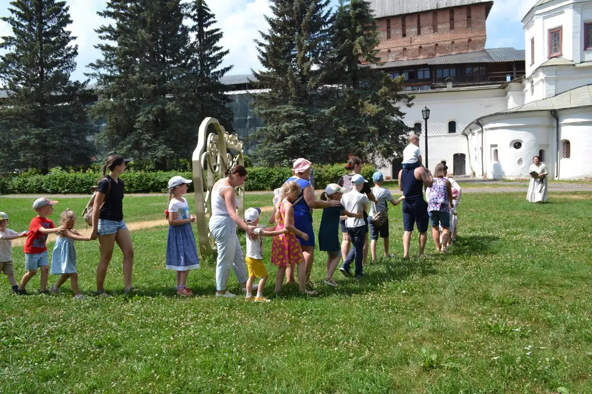 Филиалы Новгородского музея-заповедника тоже приготовили к 1 июня специальные программы.