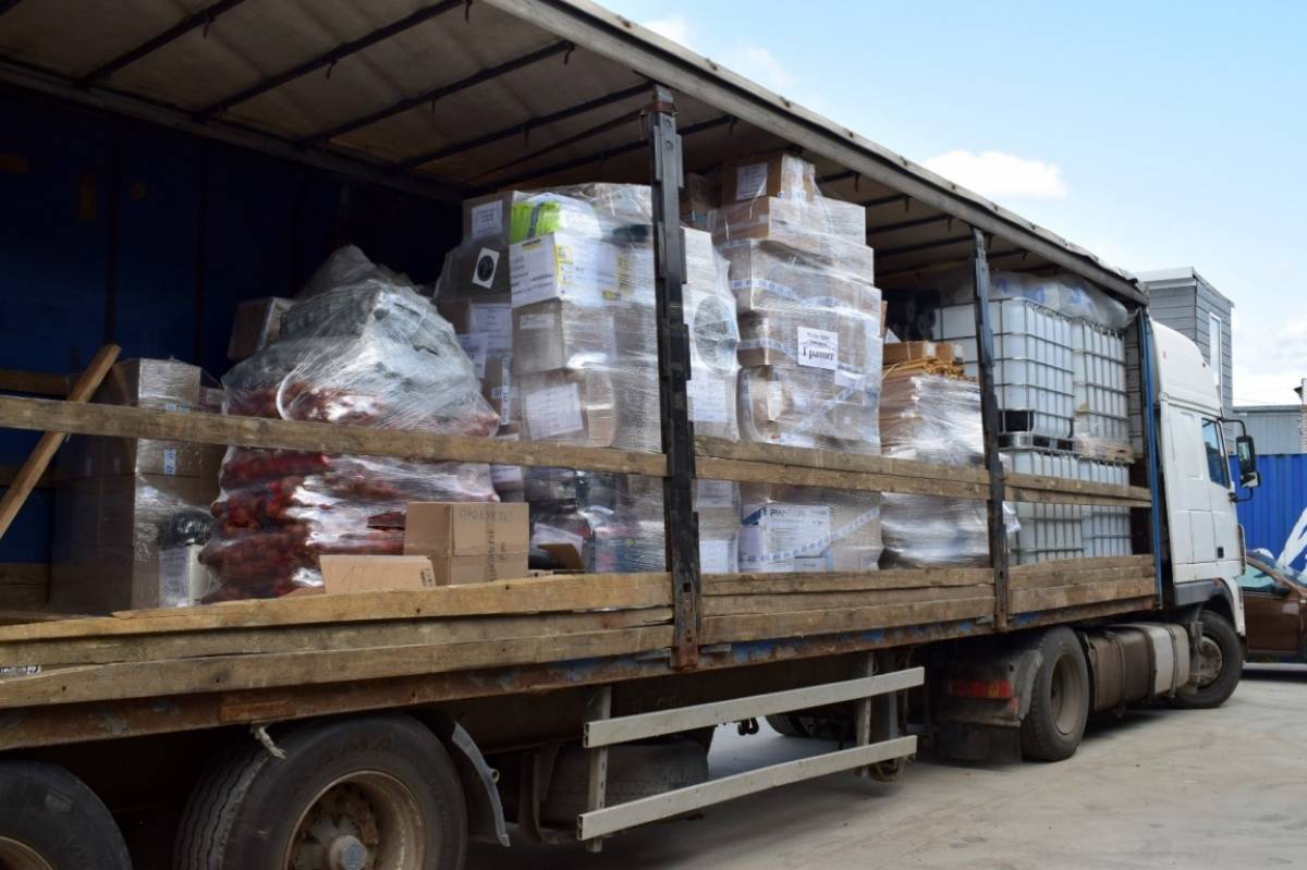 В зону СВО отправлено около 10 тонн груза из Новгородской области.
