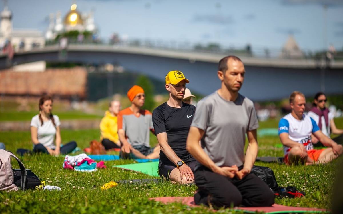 Международный день йоги отмечают ежегодно 21 июня начиная с 2015 года.