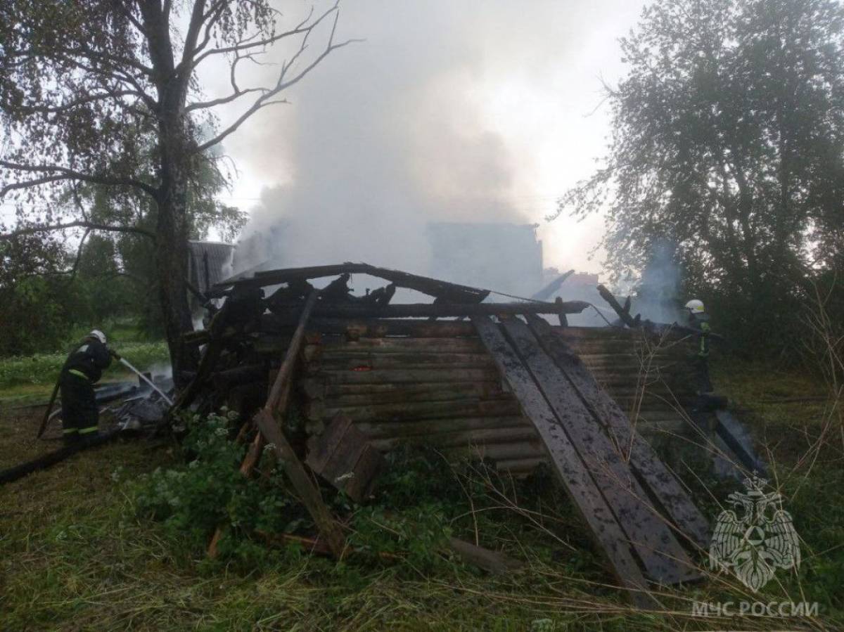 В Поддорском районе сгорел жилой дом