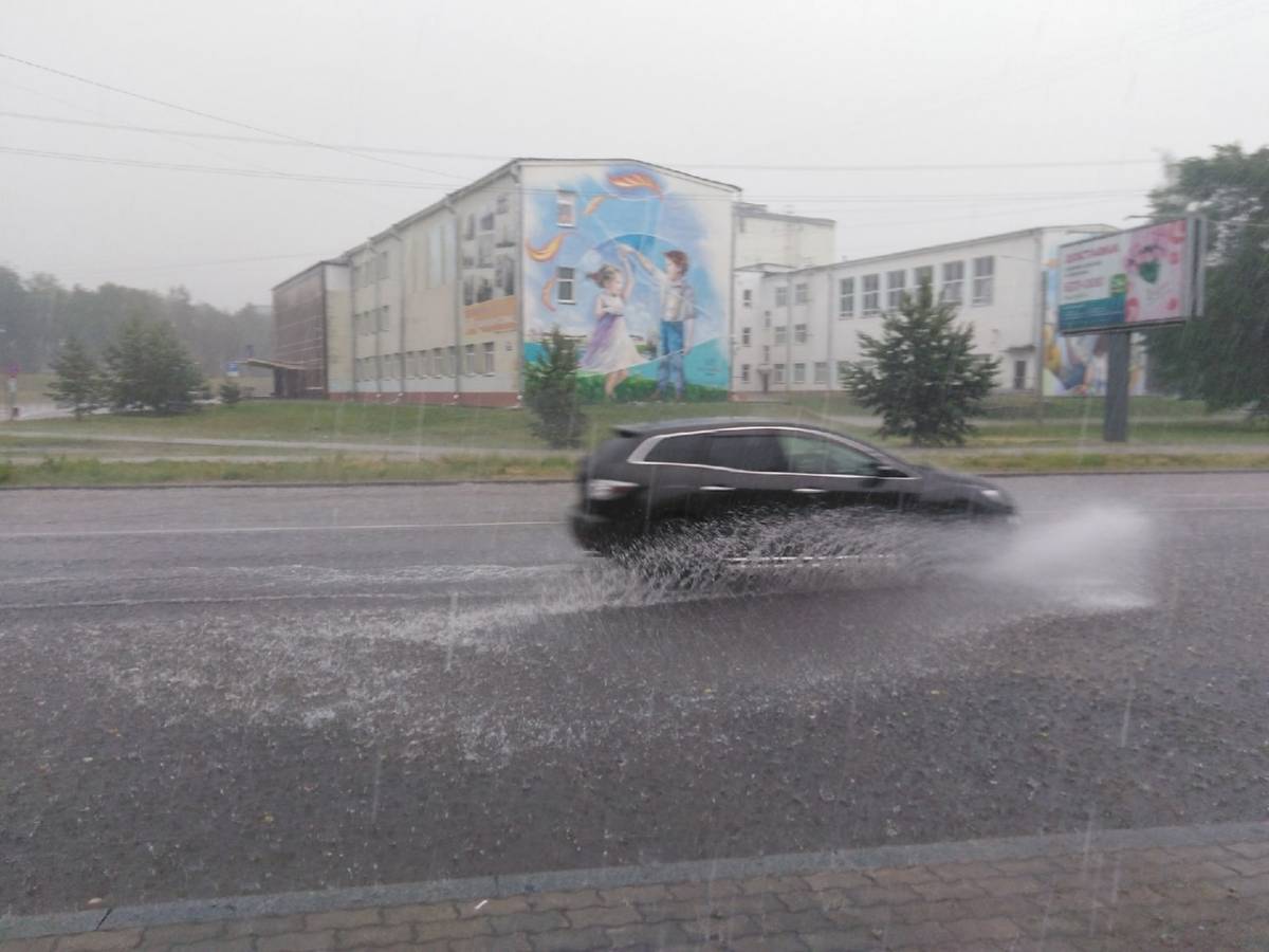 Новгородскую область снова накроют ливни и грозы