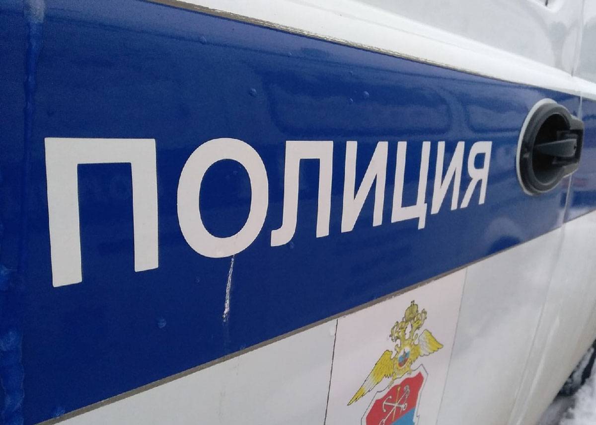 Сотрудники уголовного розыска задержали новгородца недалеко от торгово-развлекательного центра на улице Ломоносова.