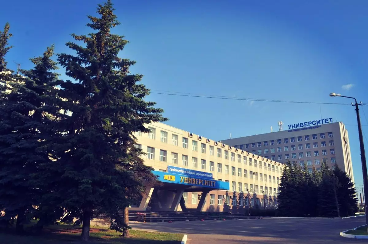 Функции управляющей компании радиоэлектронного кластера будет выполнять Политехнический колледж НовГУ.