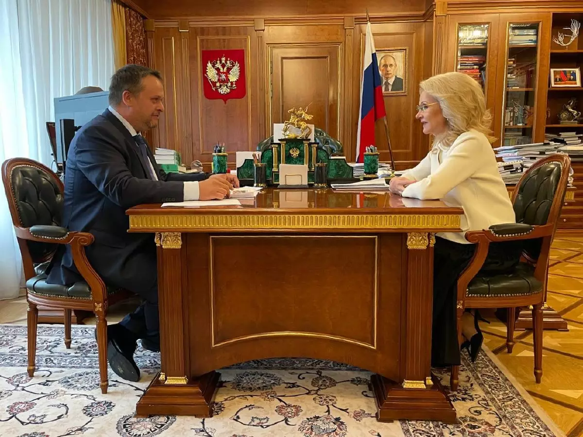 Андрей Никитин обсудил с вице-премьером Татьяной Голиковой ключевые направления развития региона.