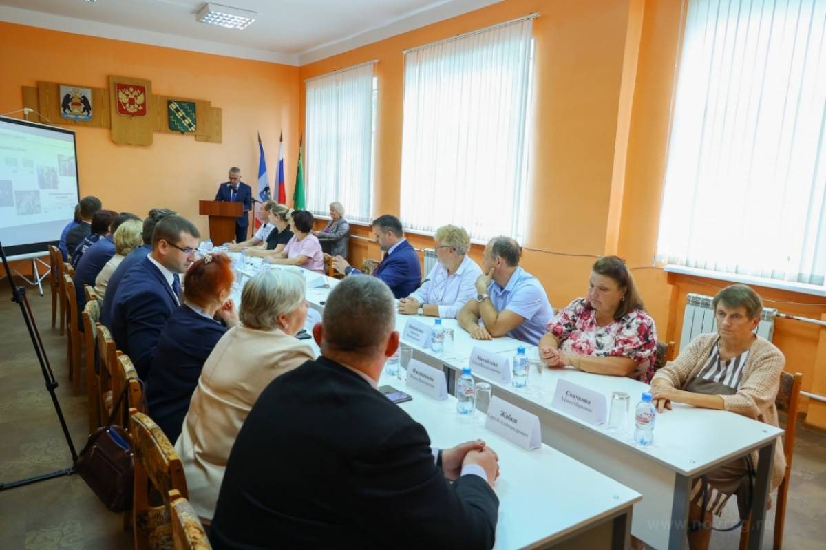 Андрей Никитин обратил внимание руководителей района на необходимость развития туризма и патриотических проектов в районе.