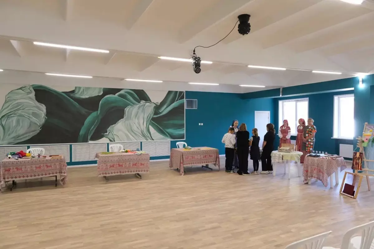 На ремонт школы, детсада и Дома народного творчества в Борках направили 103,6 млн рублей.