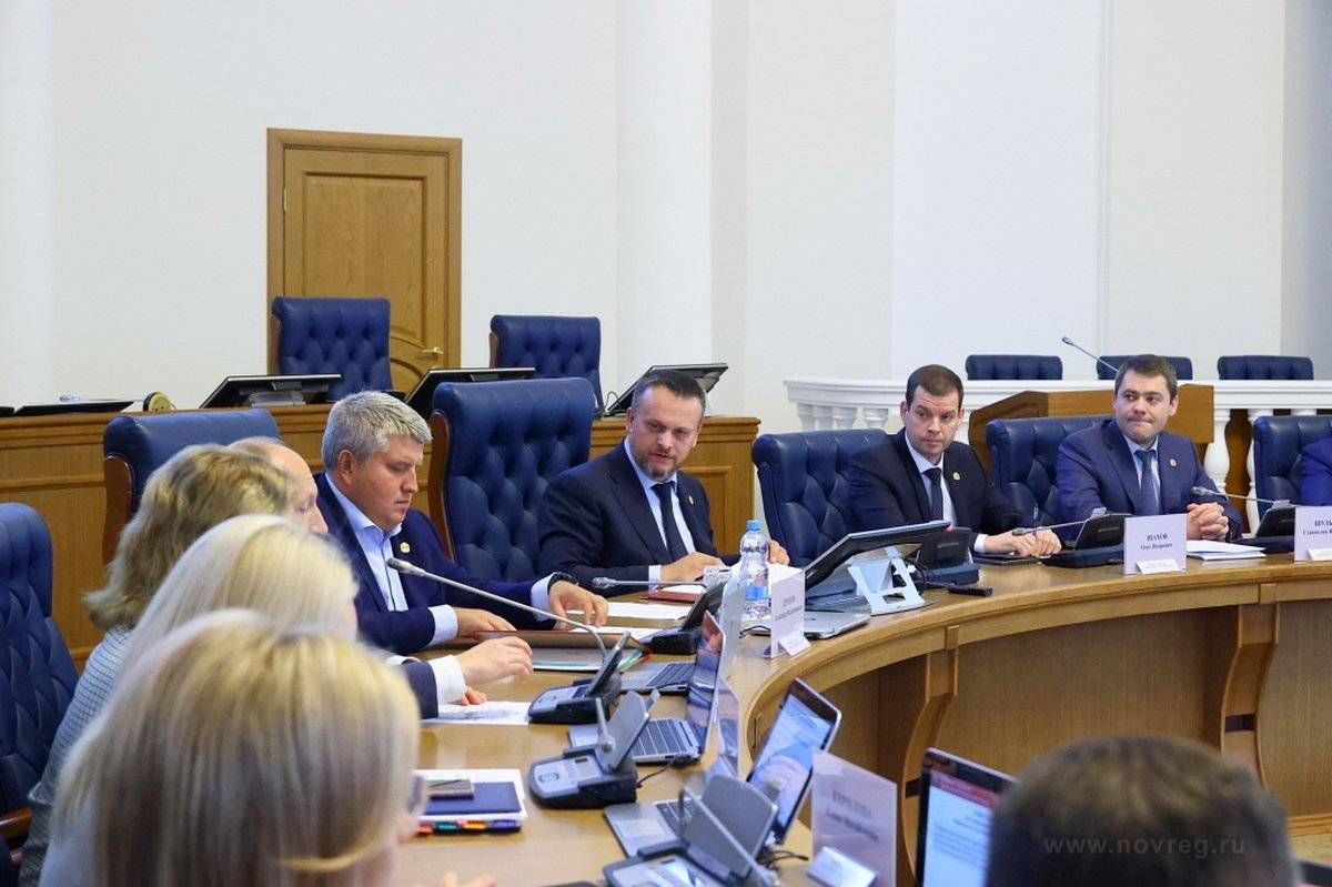 Внеочередное заседание правительства региона прошло под руководством губернатора Андрея Никитина.