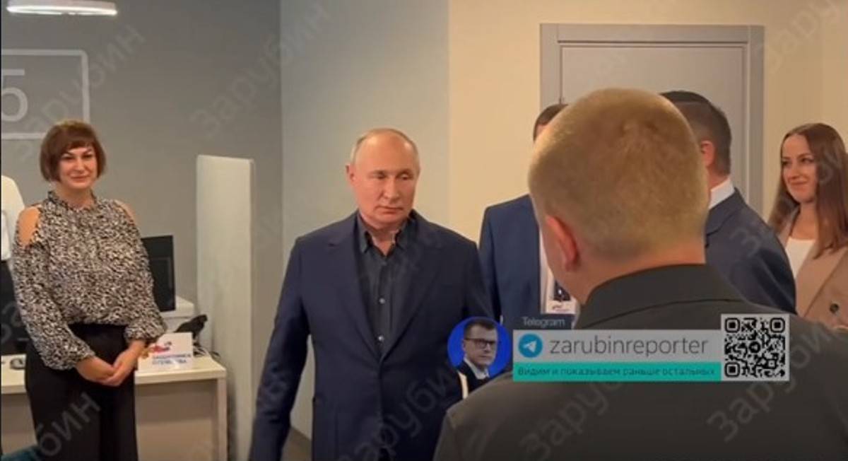 Владимир Путин посетил центр «Возвращение».