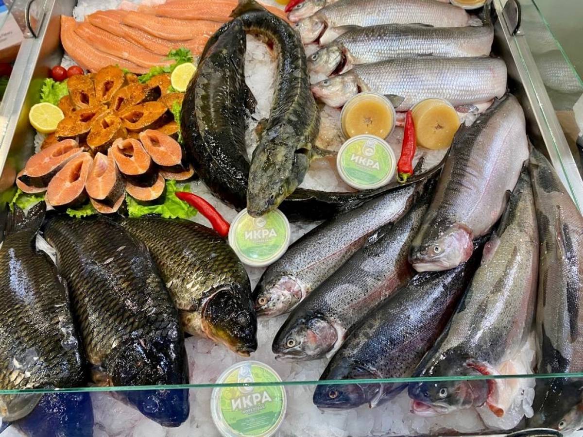 На выставке Seafood Expo Russia работает стенд Новгородской области.