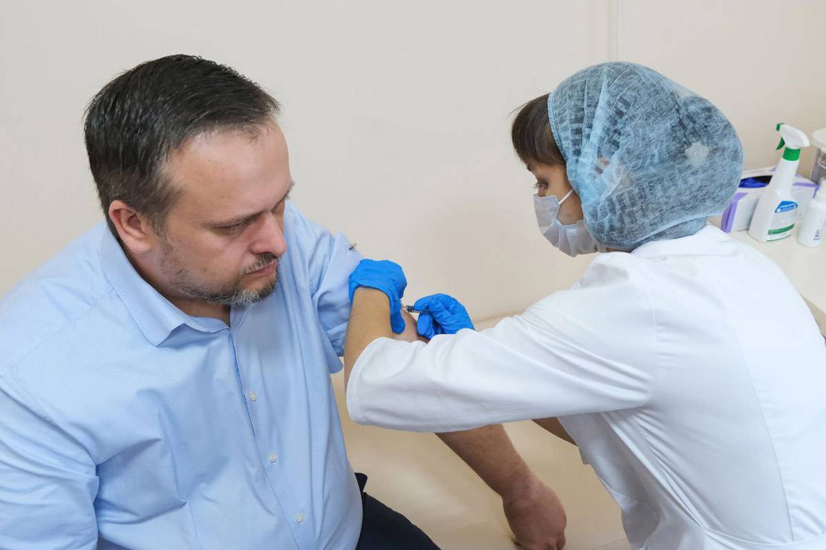 Прививку можно сделать в поликлинике по месту жительства