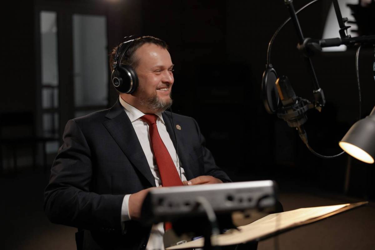 Губернатор Андрей Никитин записал аудиогид для выставки-форума «Россия».