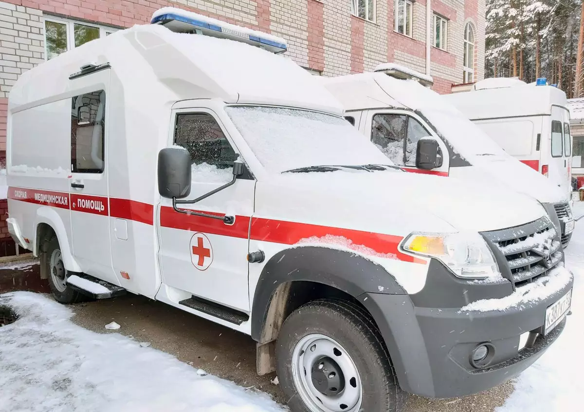В ноябре в Новгородскую область поступили 11 новых автомобилей скорой медицинской помощи марок «ГАЗ» и «УАЗ».