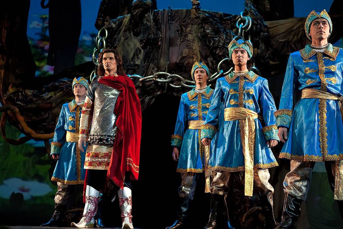 Откроет фестиваль 9 декабря национальный мюзикл «Лукоморье» по мотивам сказок Пушкина.