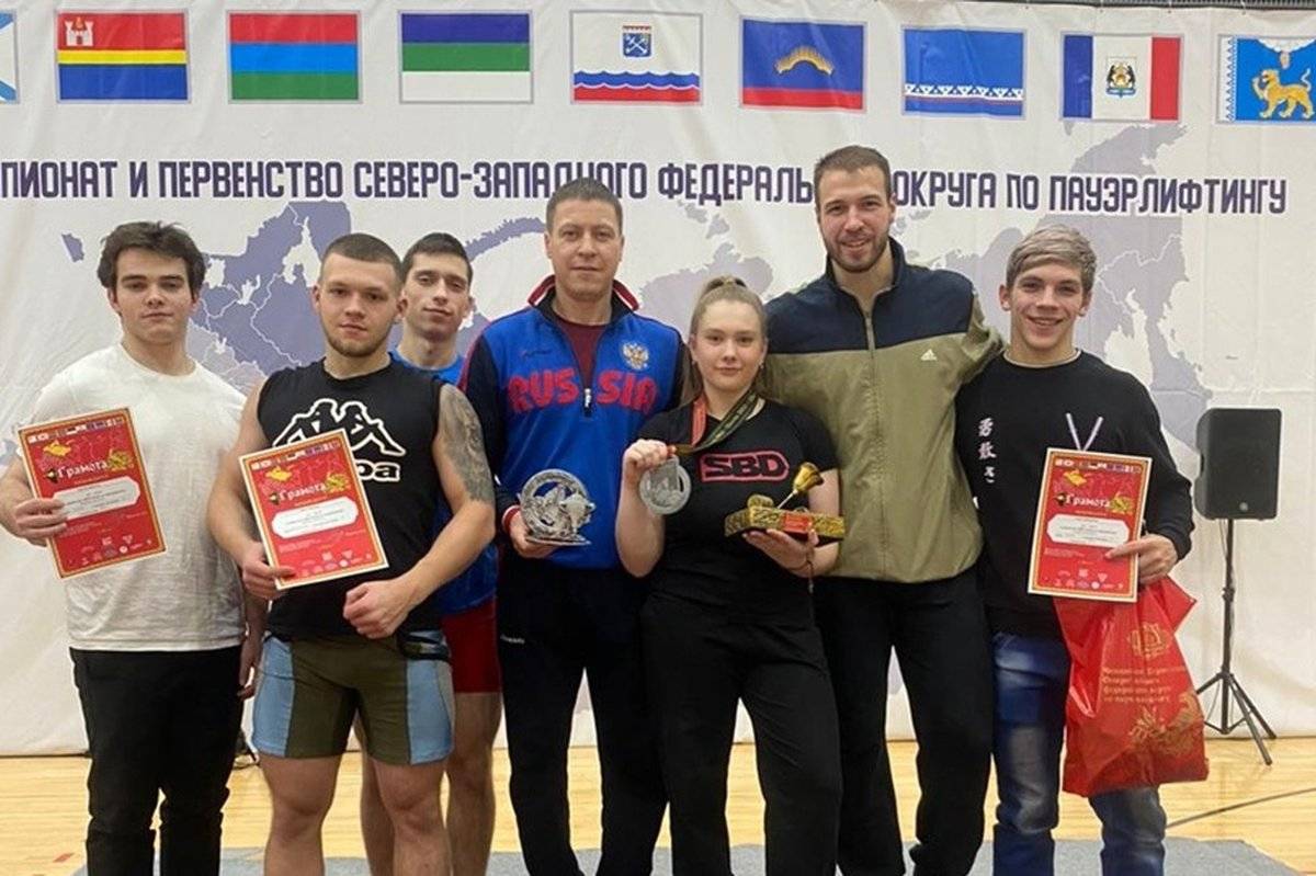 В состав областной сборной вошли спортсмены новгородской спортшколы олимпийского резерва №1 и клуба «Титан».