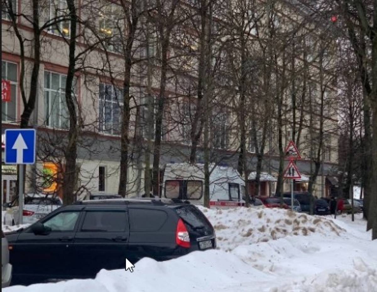 ЧП произошло на улице Федоровский Ручей в Великом Новгороде.
