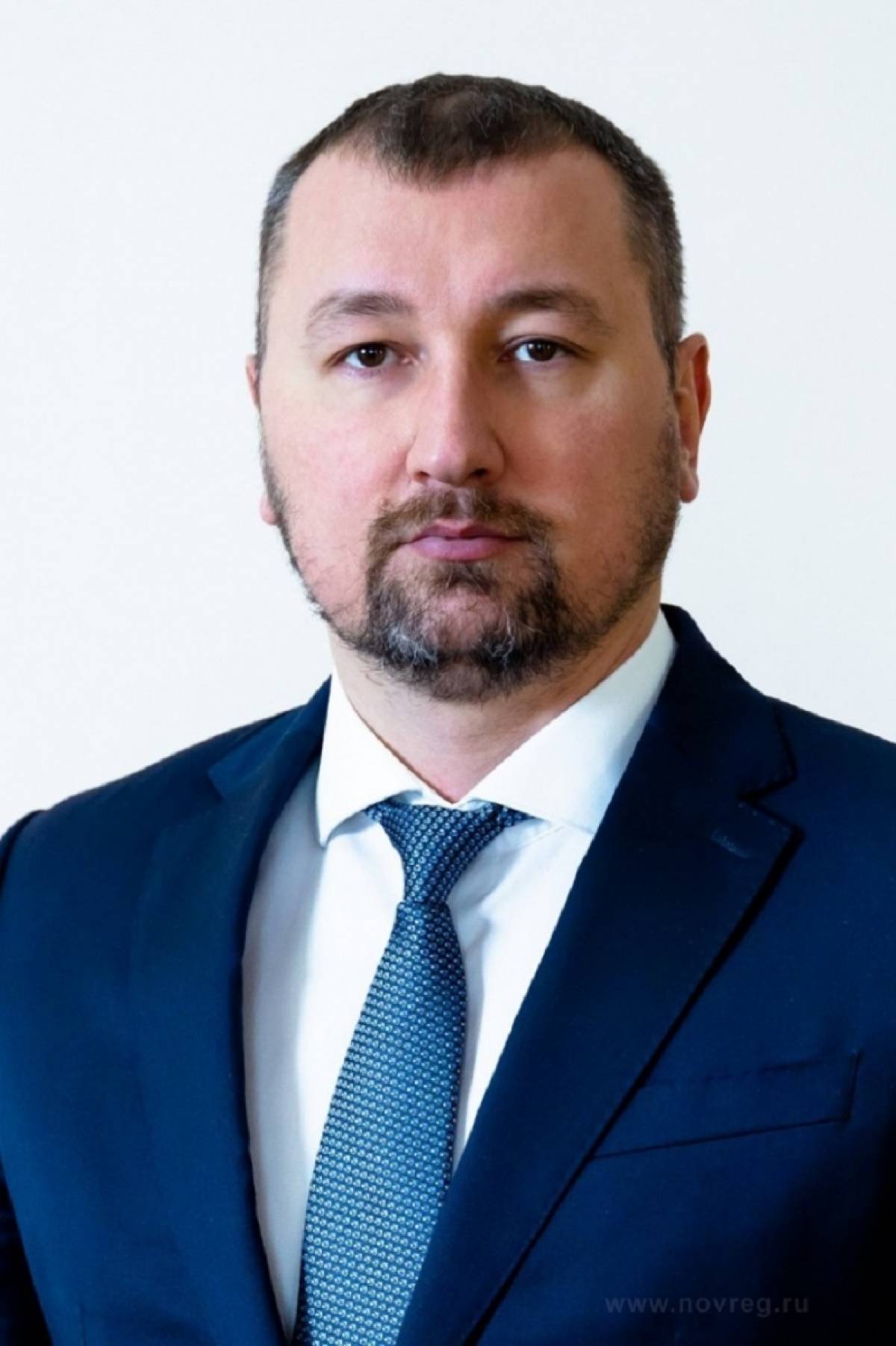 До 2023 года Амир Сафин работал на должностях строительной специальности в Республике Татарстан.