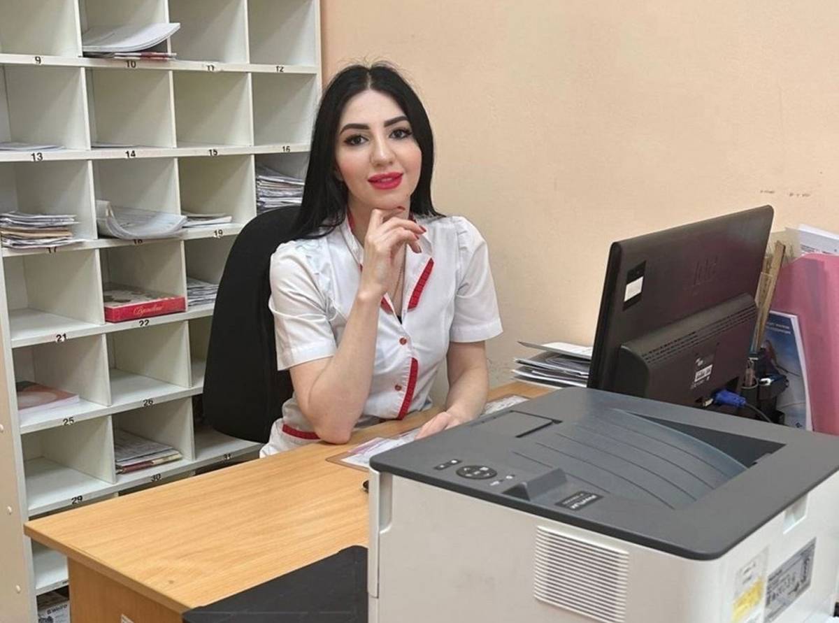 Ани Оганесян работала в женской консультации городской больницы N 20 города Ростов-на-Дону, а также в ведущих частных клиниках города.