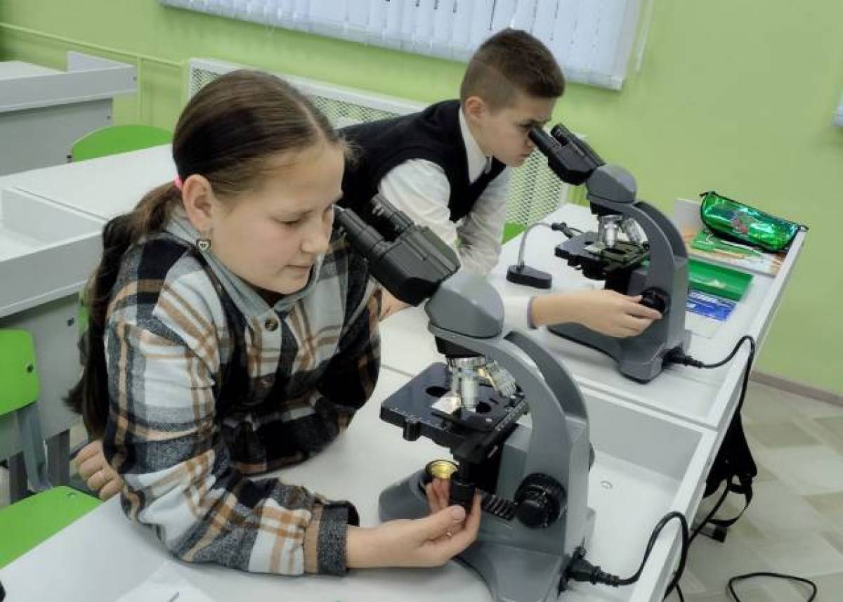 В школе деревни Ореховно в Мошенском округе открыли агрокласс
