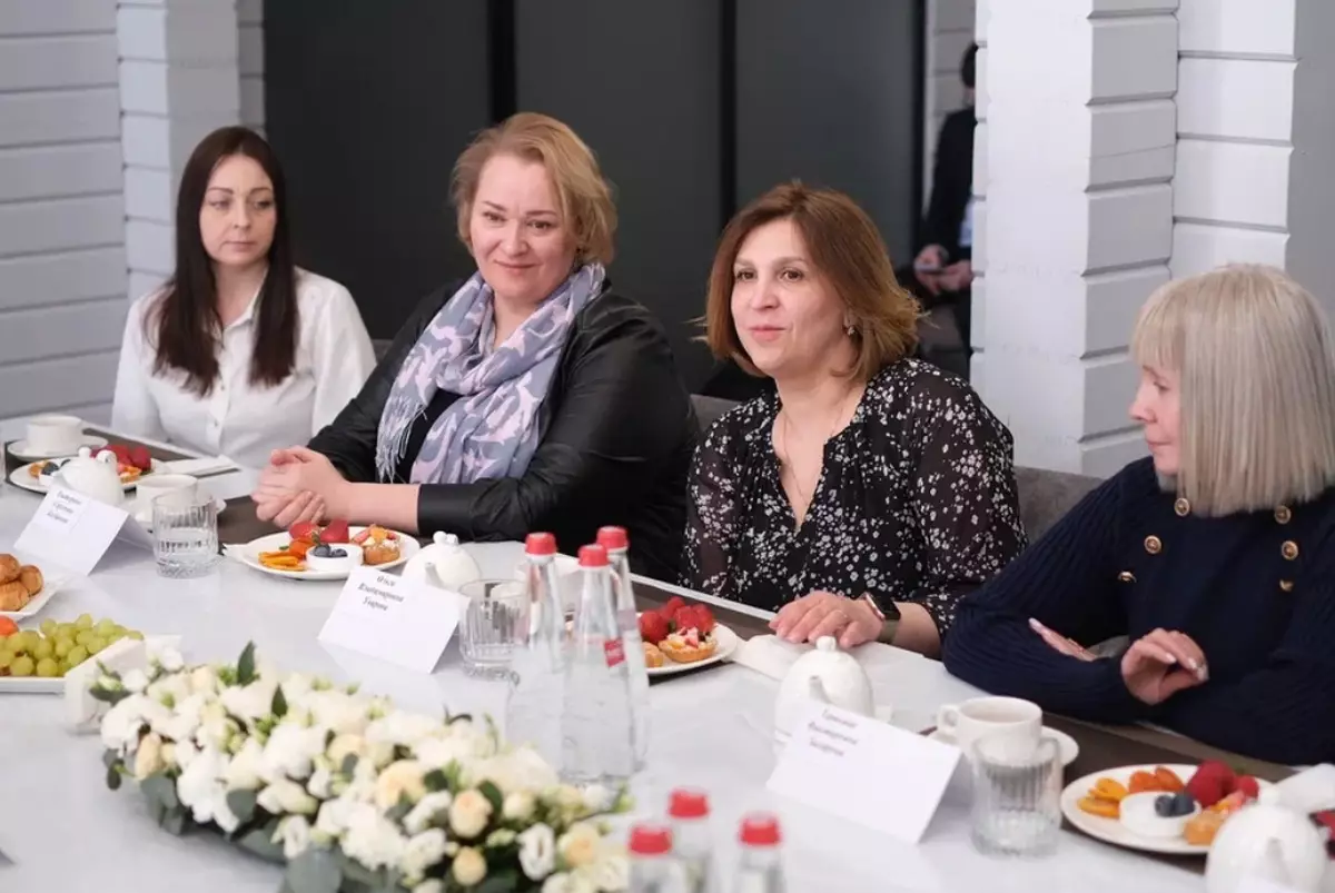 Это уже седьмая встреча губернатора Андрея Никитина с женским активом региона.