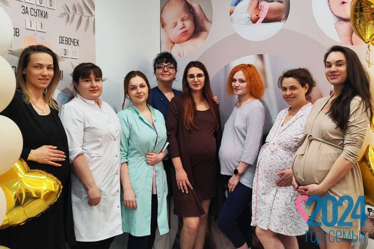 На все вопросы семей ответят ведущие эксперты в области гинекологии, акушерства и неонатологии минздрава Новгородской области.