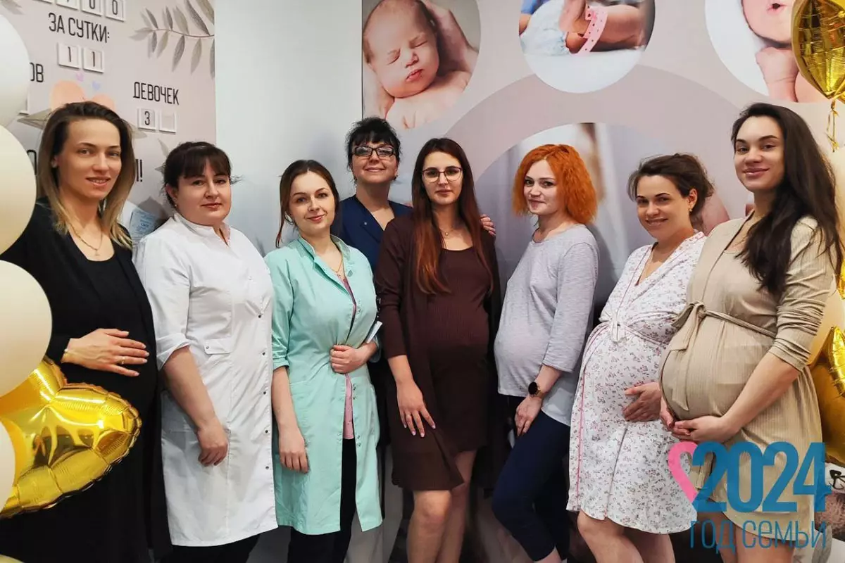 На все вопросы семей ответят ведущие эксперты в области гинекологии, акушерства и неонатологии минздрава Новгородской области.