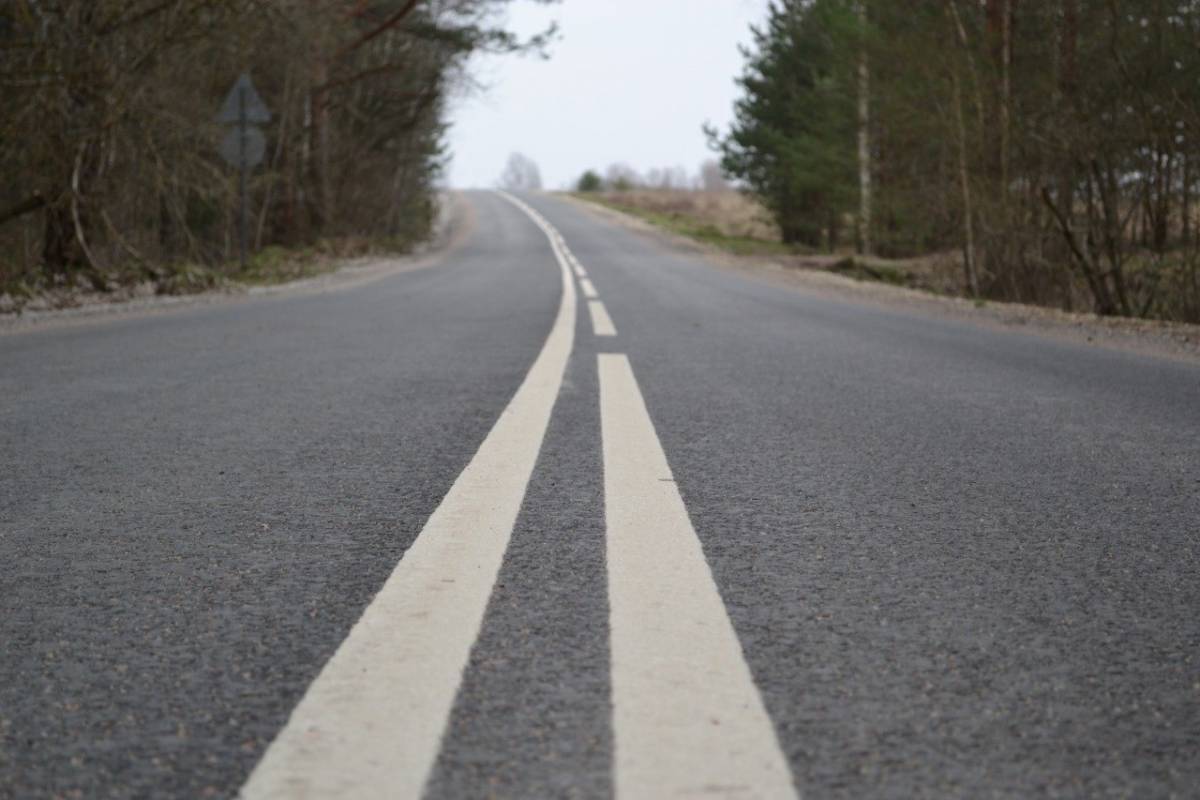 Контракт на ремонт дорог в Холмском округе заключат на срок до 31 декабря 2026 года.