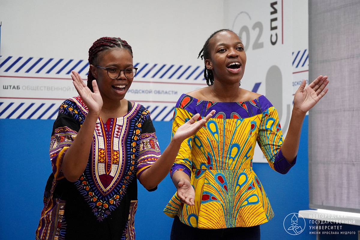 На Дне Африки прошёл танцевальный марафон.