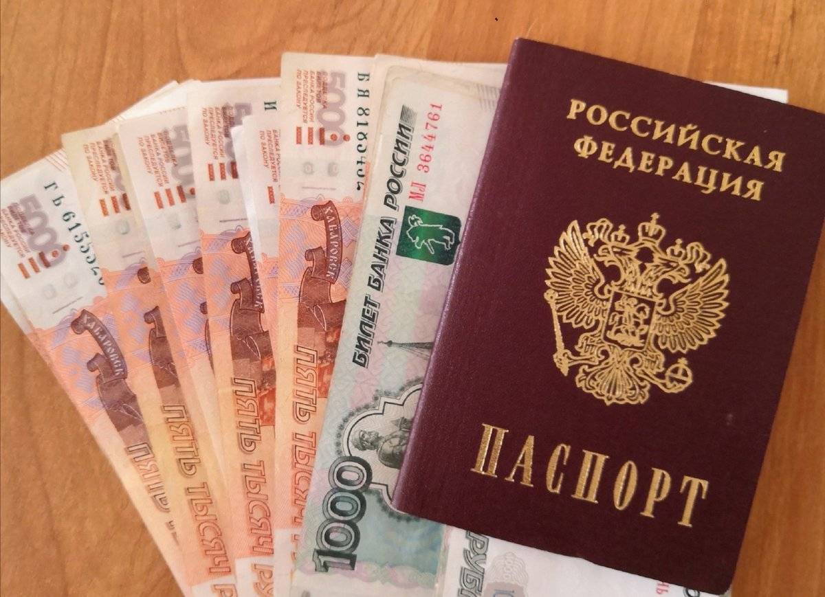 Сотрудницу почты обвиняют в присвоении 50 тысяч рублей.