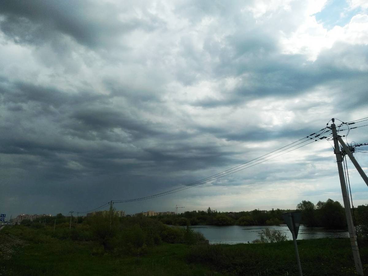 В Новгородской области 6 июня прогнозируют ливни, грозы и град