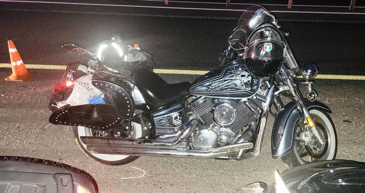 На М-10 «Россия» в Чудовском районе упала мотоциклистка