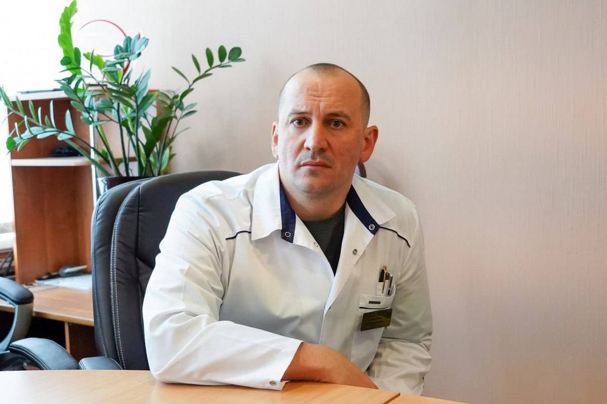 Илья Кяльвияйнен работал в Каменка-Днепровской больнице и как онколог, торакальный хирург.