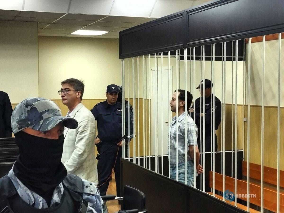 Суд приговорил Петра Опальника к восьми годам колонии общего режима и ограничению свободы сроком на один год.