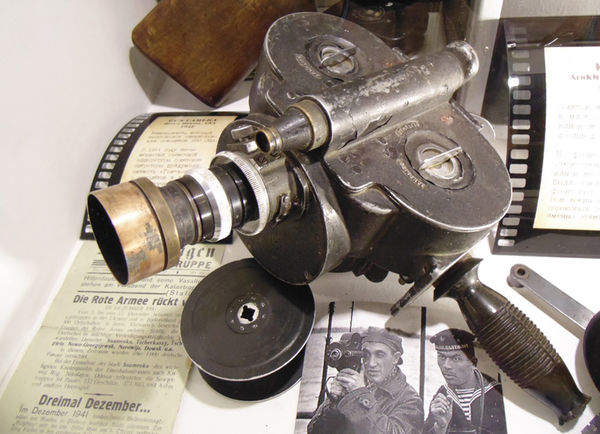 Советская камера КС – точная копия американской «Аймо» (Eyemo)