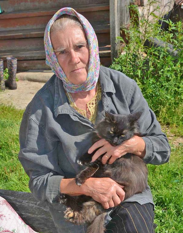 Екатерина Иванова ещё не решила, кого она теперь будет выращивать — телёнка, козу или птицу
