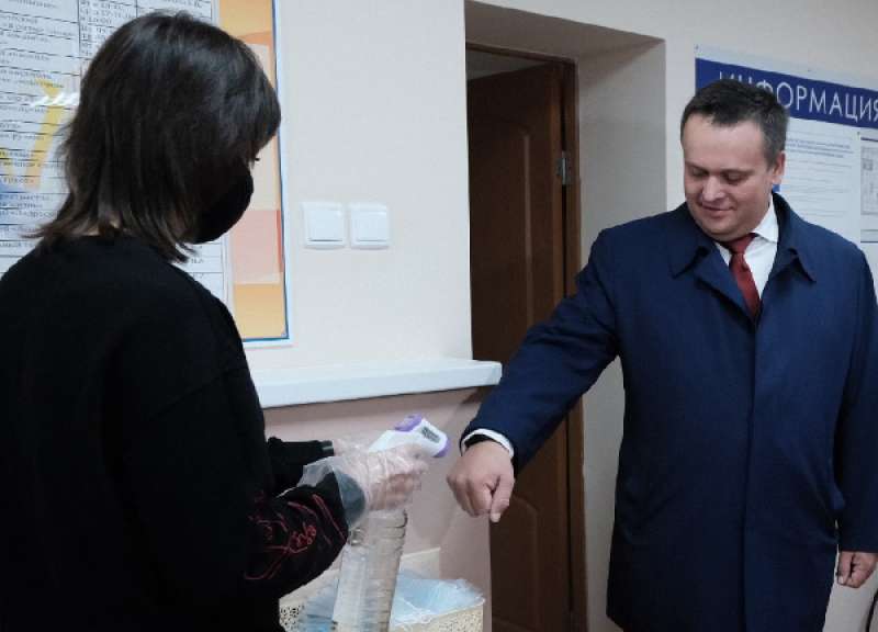 Избирательные участки новгородской области. Араик проголосовал на президентских выборах.